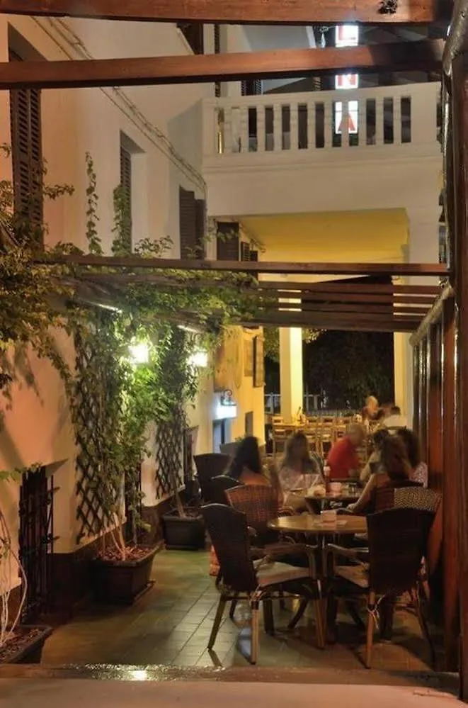 Hostal Atlanta El Arenal  Casa de hóspedes El Arenal (Mallorca)