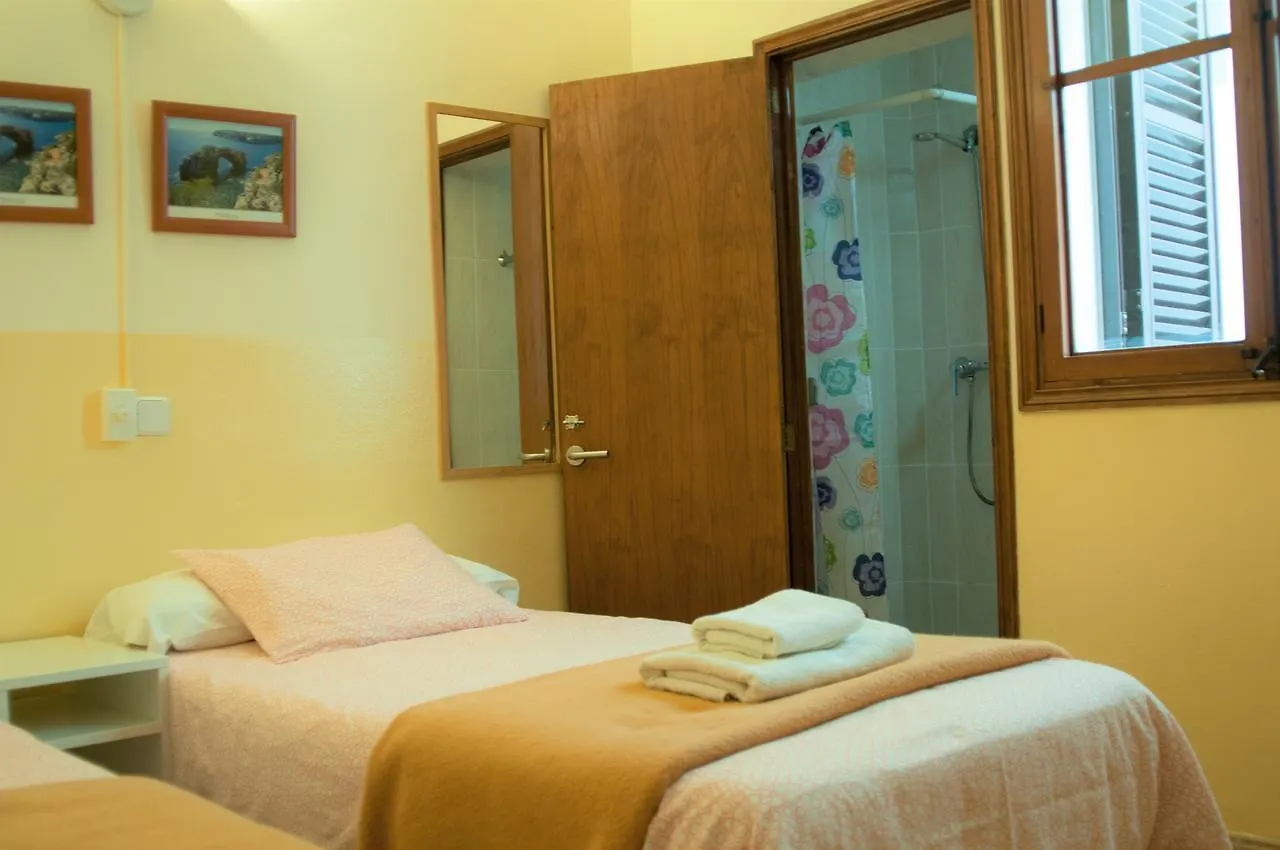 Hostal Atlanta El Arenal  Guest house El Arenal (Mallorca)